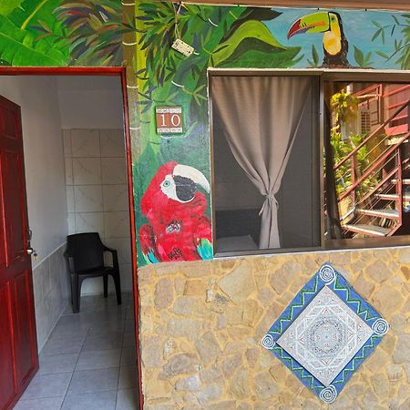 Costa Linda Art Hostel 마누엘안토니오 외부 사진