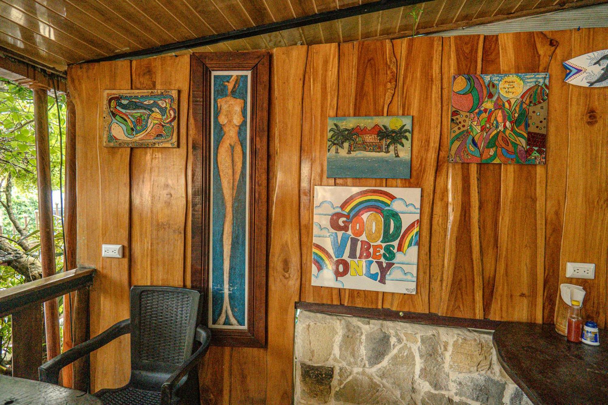 Costa Linda Art Hostel 마누엘안토니오 외부 사진