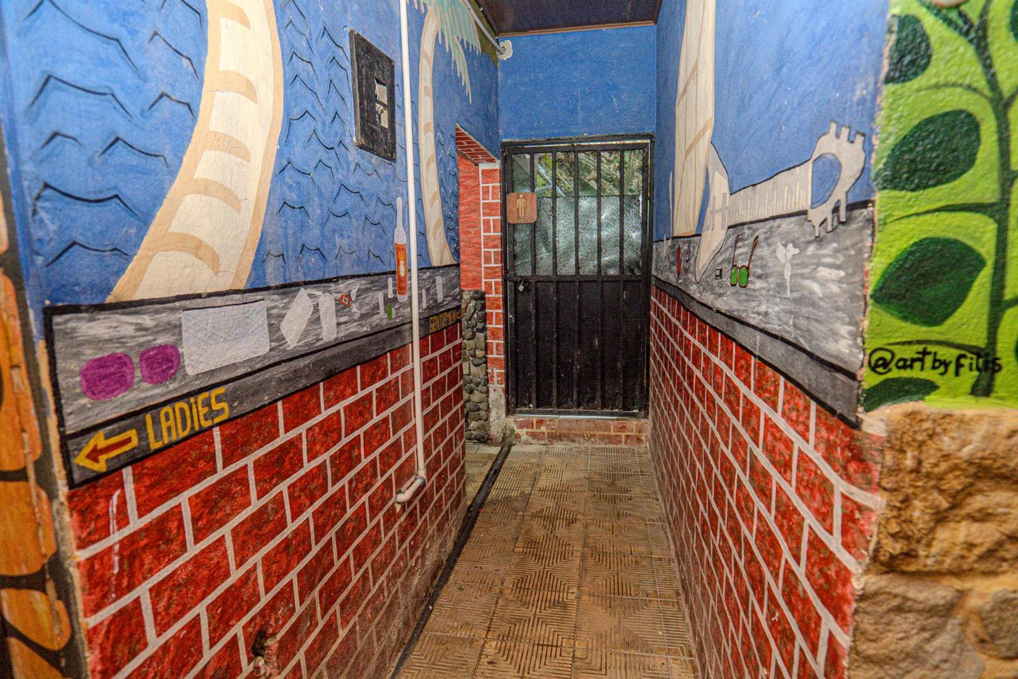 Costa Linda Art Hostel 마누엘안토니오 외부 사진