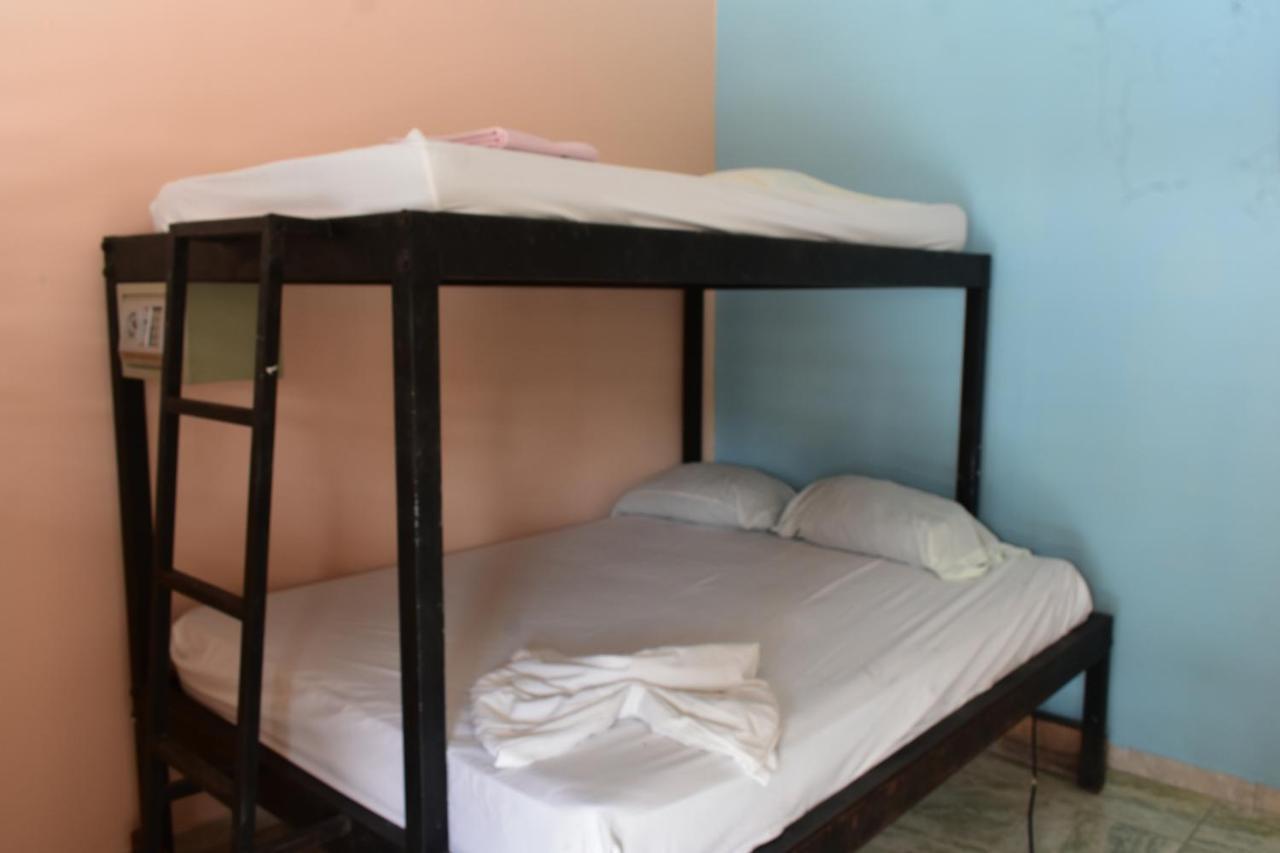 Costa Linda Art Hostel 마누엘안토니오 외부 사진